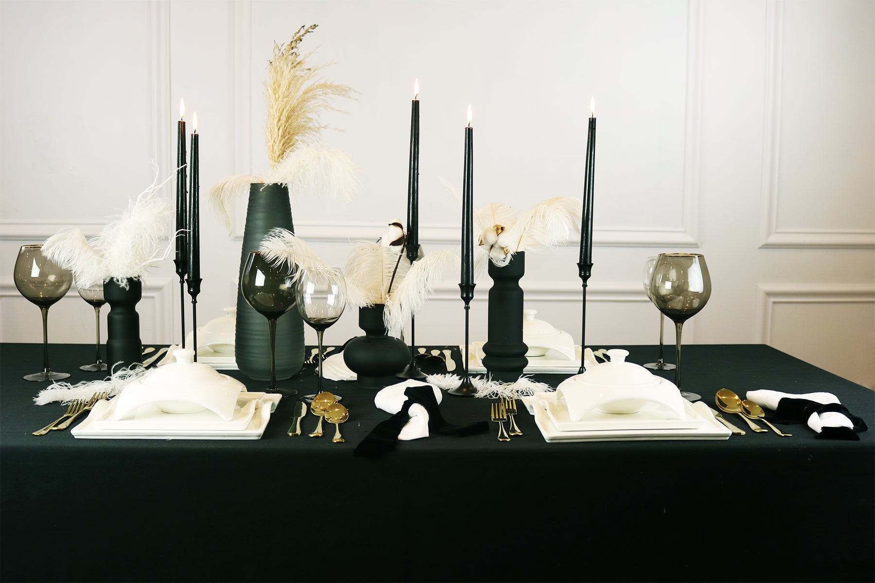Black & White Collection – little white dish