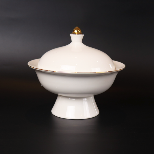 Set of 4 white porcelain soup bowls with lids and elegant raised detailing.