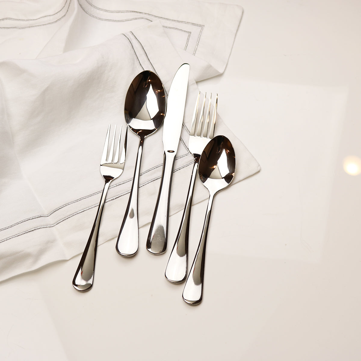 Eclipse Flatware- 20 Piece Set