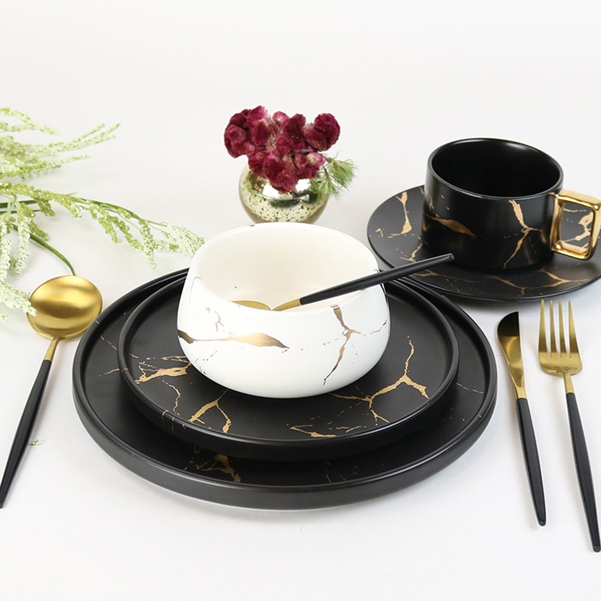 Gold Veined White Salad- set of 4