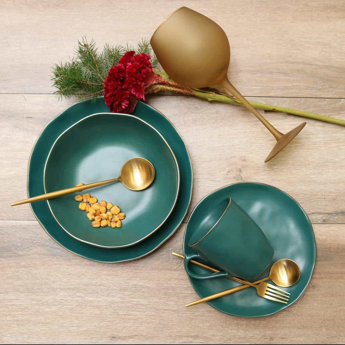 Pine Green Dinnerware Set-16 Pieces-Green Porcelain dishes with