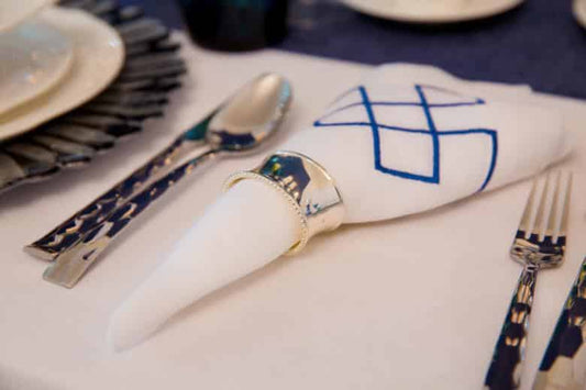 Classic Silver Napkin Ring- set of 4