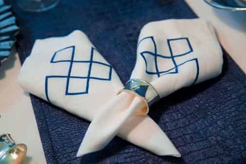 Classic Silver Napkin Ring- set of 4