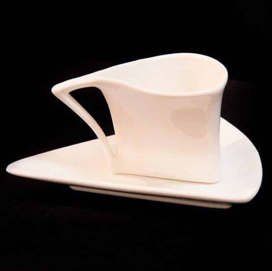 Triangle Teacup with Saucer-Set of 4