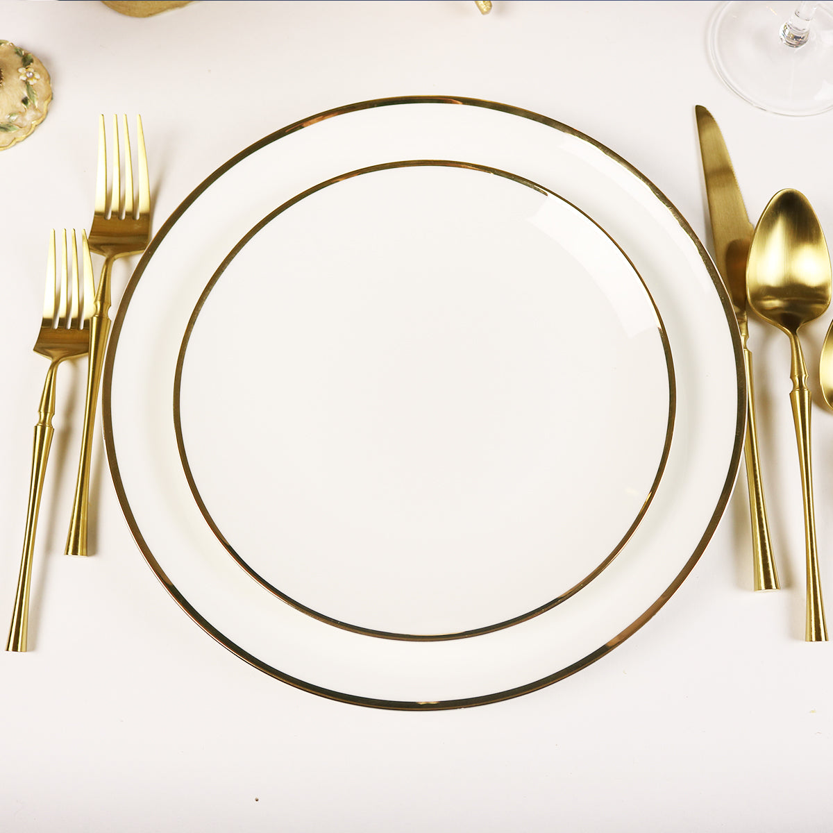 Narrow Gold Rim Dinnerware Set-16 Pieces