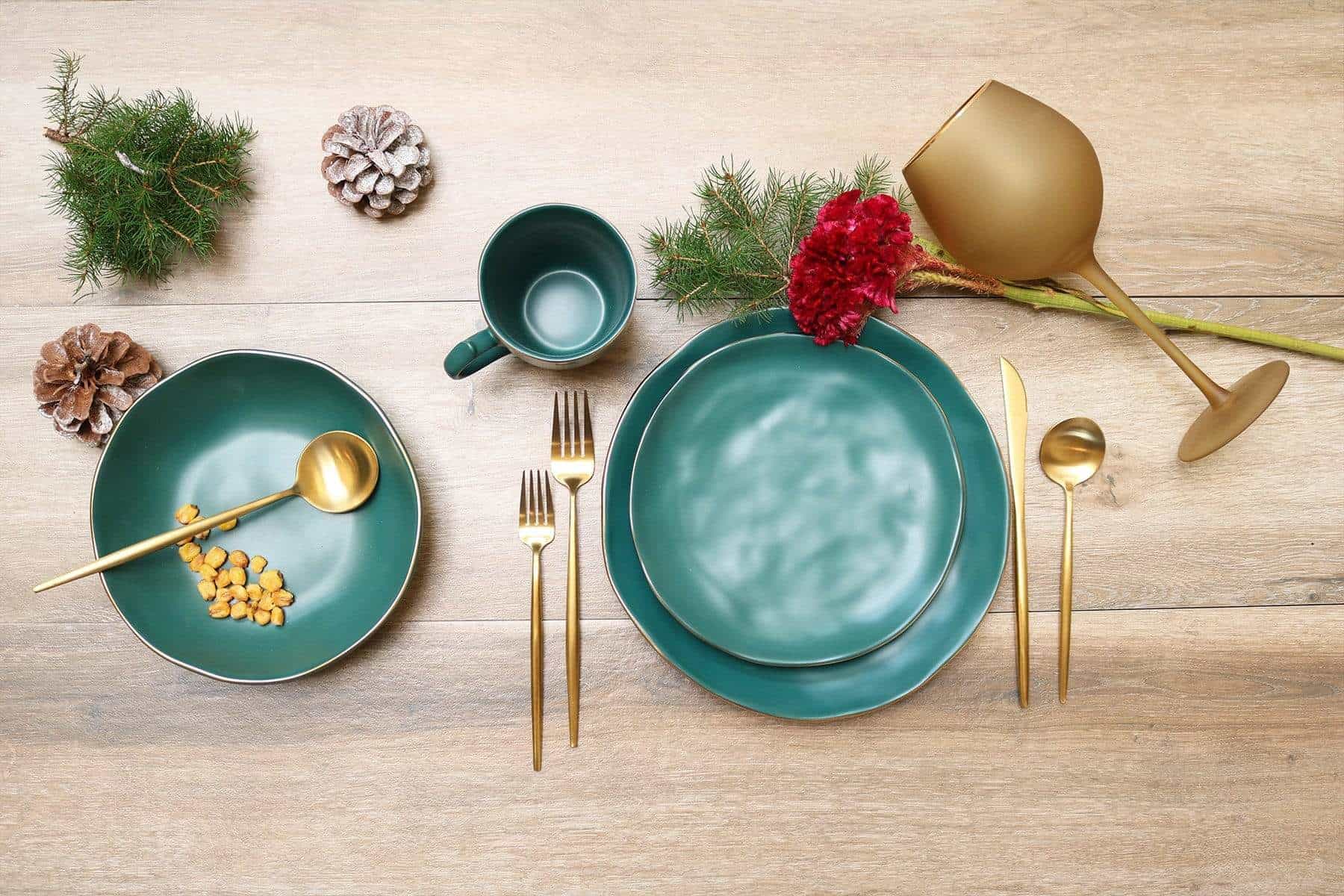 Pine Green Dinnerware Set-16 Pieces
